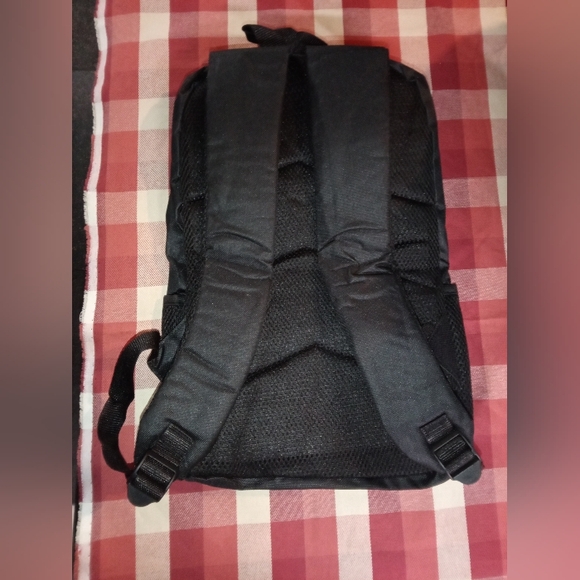 NWOT Naruto Backpack And Free Nylon Poster  Naruto And His Friends - Picture 2 of 4